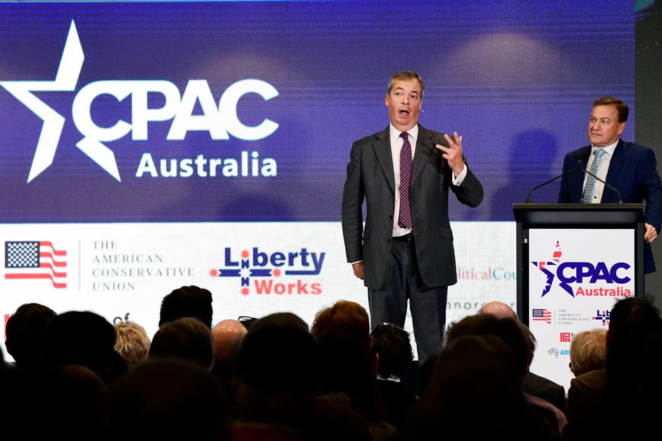 Faraž na skupu u Australiji