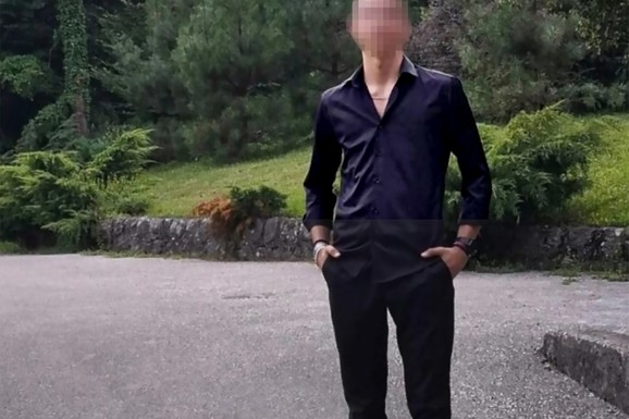 "NE POSTOJE PRAVE REČI..." Bolna poruka razrednog starešine Vuka (20) koji je stradao u stravičnoj nesreći kod Rume: "Bio si moje dete..."
