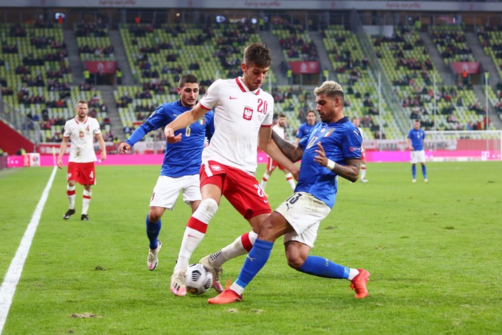 Piłka nożna. Jakub Moder odkryciem reprezentacji Jerzego ...