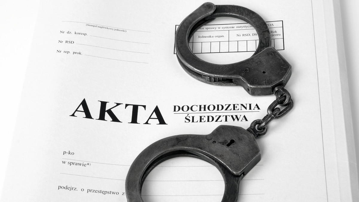 Prokuratura Rejonowa w Legionowie prowadzi śledztwo ws. zabójstwa 49-letniej kobiety, jej zwłoki znaleziono dziś rano w domu w Legionowie. Poszukiwany jest były mąż kobiety, do którego przyjechała.