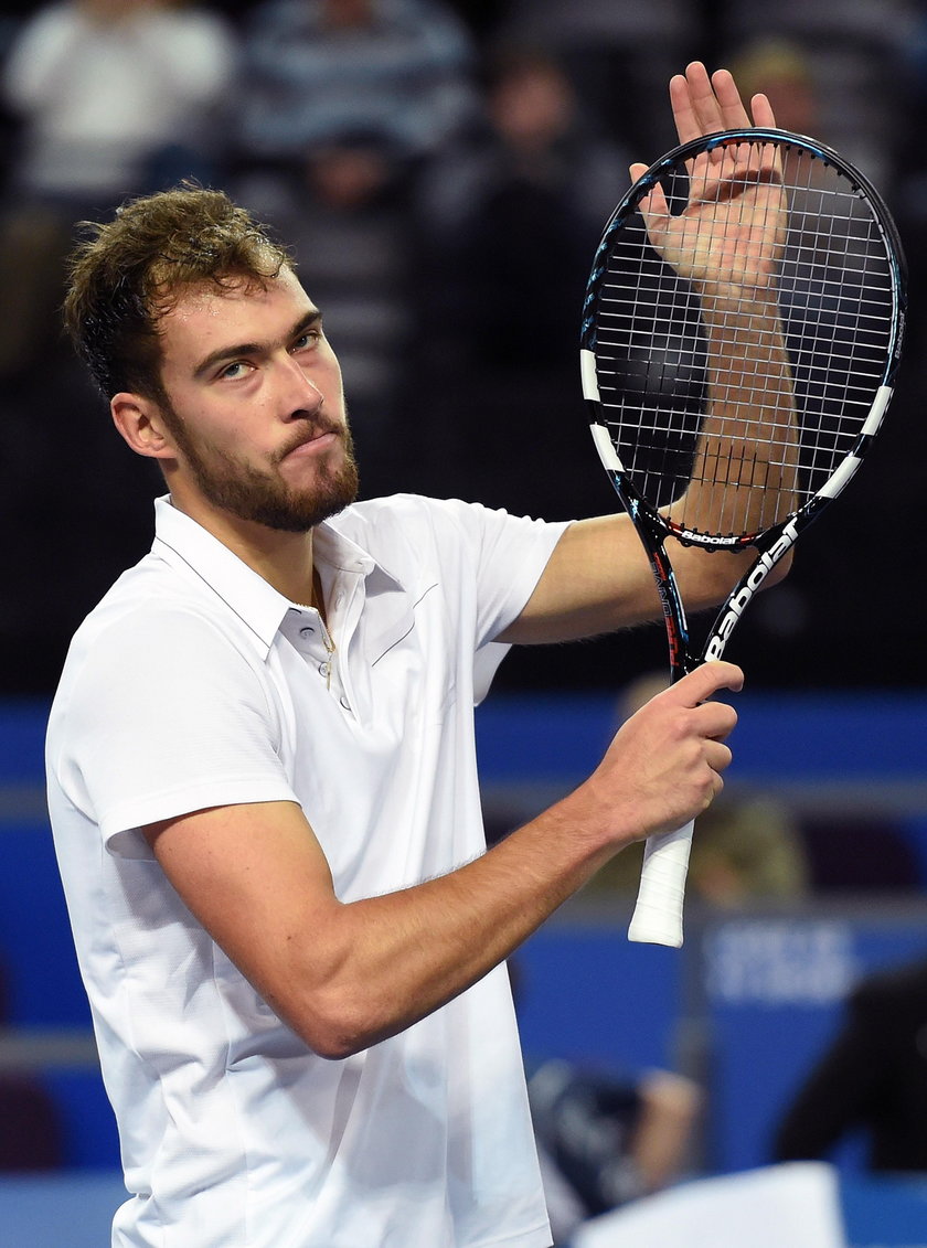 Jerzy Janowicz przegrał z nastolatkiem Michaelem Mmohem w turnieju ATP w Auckland