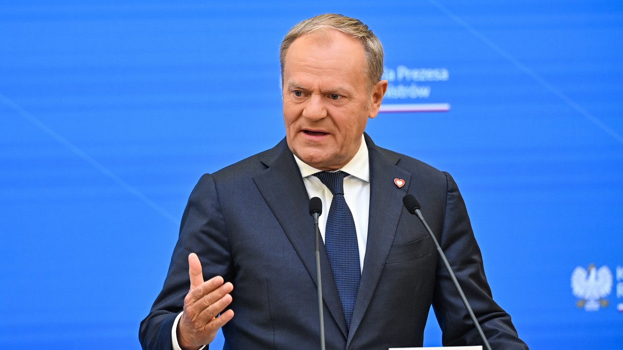 Duże emocje po debacie. Tusk odniósł się do wpadki Nawrockiego [RELACJA NA ŻYWO]