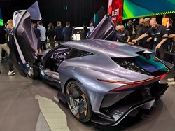 CUPRA rozbiła bank! Nowy DarkRebel sensacją i TAK wygląda