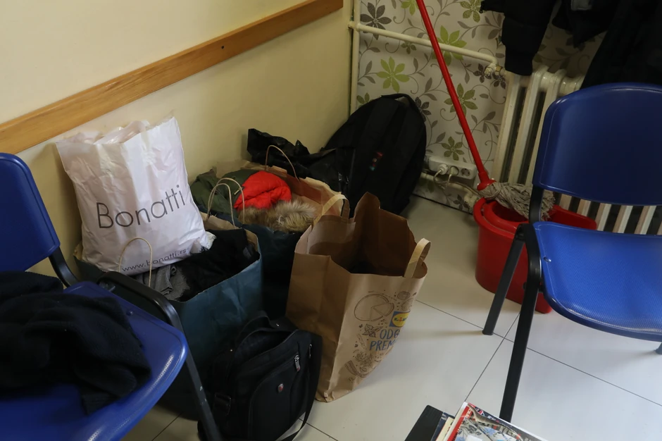 Pored novca, svako donosi šta ima