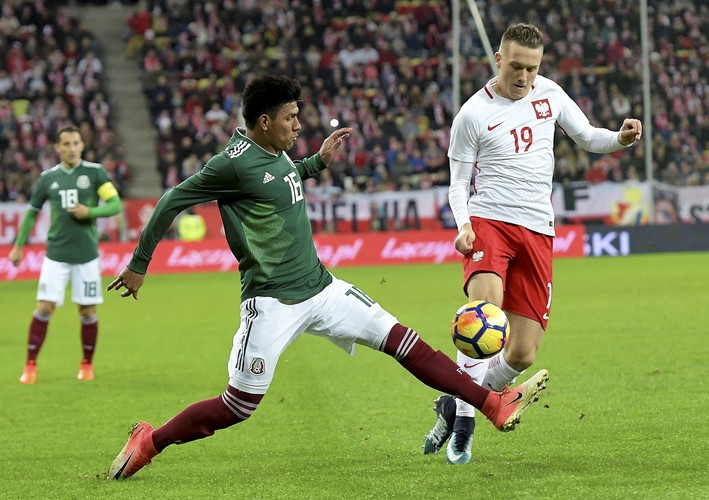 Piotr Zieliński (P) i Jesus Gallardo (L)