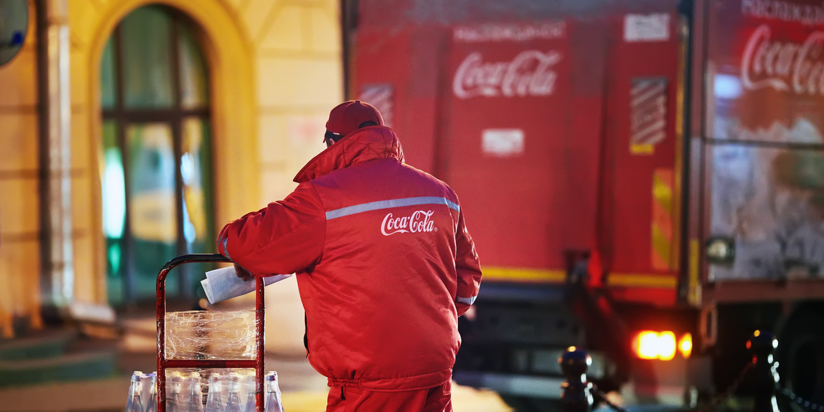 Nowy system kaucyjny będzie dotyczył też takich koncernów jak Coca-Cola.