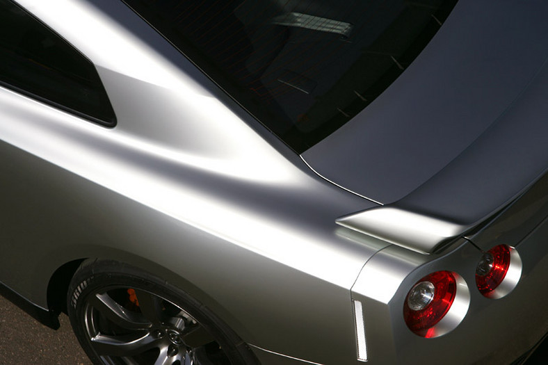 Nissan GT-R w Polsce już za 324,9 tys. zł