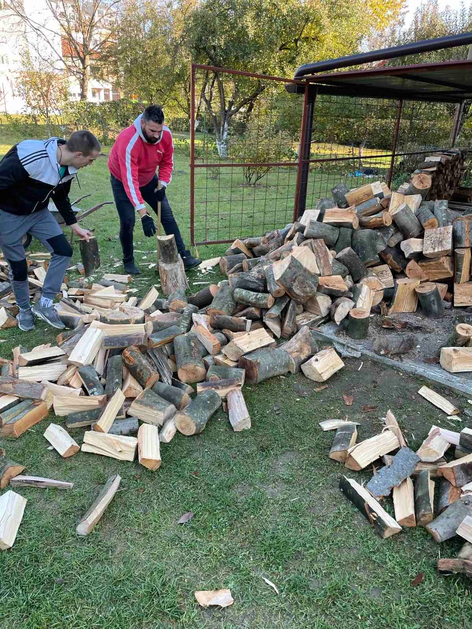 Ne traže ni hranu ni piće: Osmorici druga najveća je satisfakcija sreća na licu ljudi kojima pruže pomoć