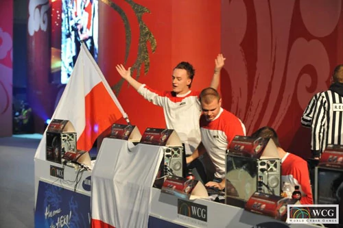 Polacy zdobywają złoty medal na światowych finałach World Cyber Games 2009