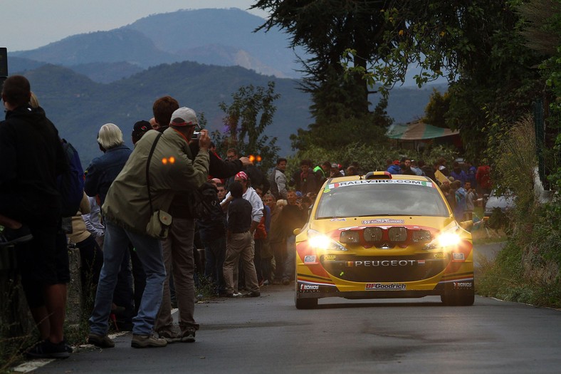 Rajd San Remo 2010: Peugeot lepszy od Škody (galeria Rallyworld©Willy Weyens)