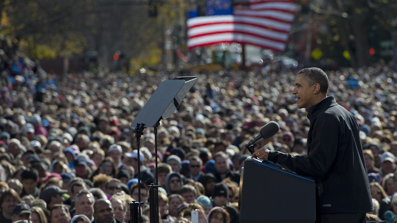 Obama i Romney nadal łeb w łeb w sondażach przed wyborami