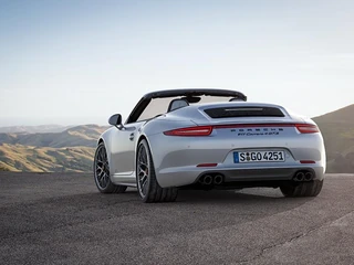 Porsche 911 Carrera 4 GTS Cabriolet