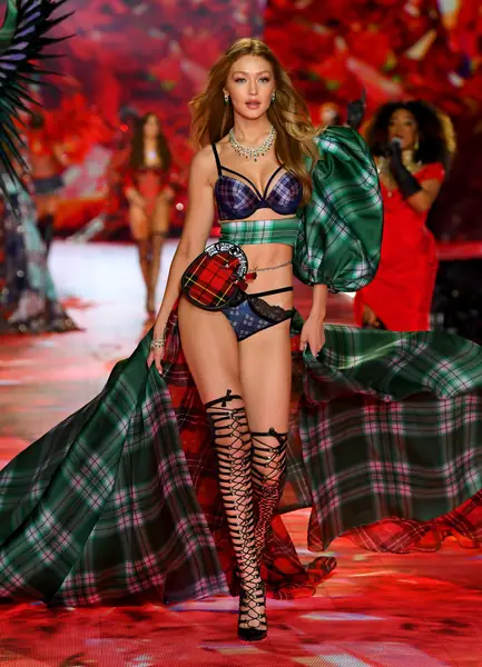 Odwołanie pokazu Victoria&#39;s Secret / Dimitrios Kambouris / GettyImages