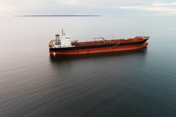 iran zablokował cieśninę ormuz. szczególnie narażone statki usa i izra