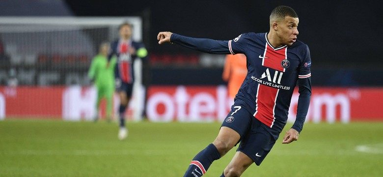 Kylian Mbappe katem Nantes. PSG obroniło fotel lidera