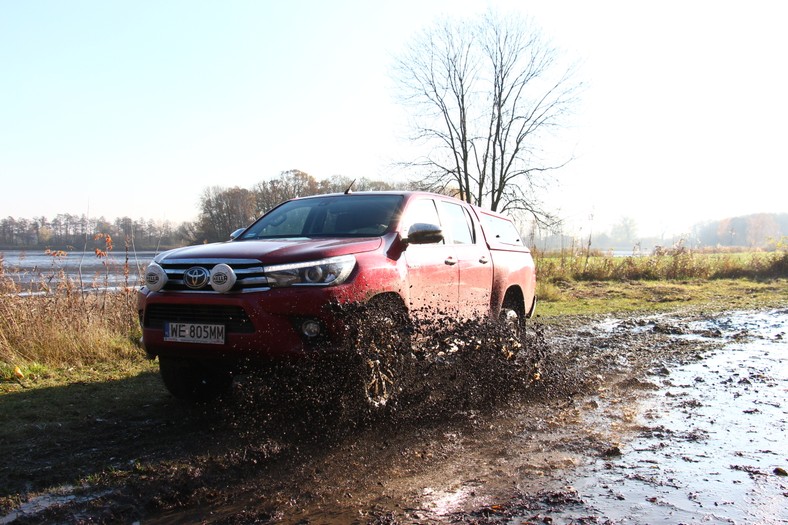 Toyota Hilux VIII 2.4 D-4D