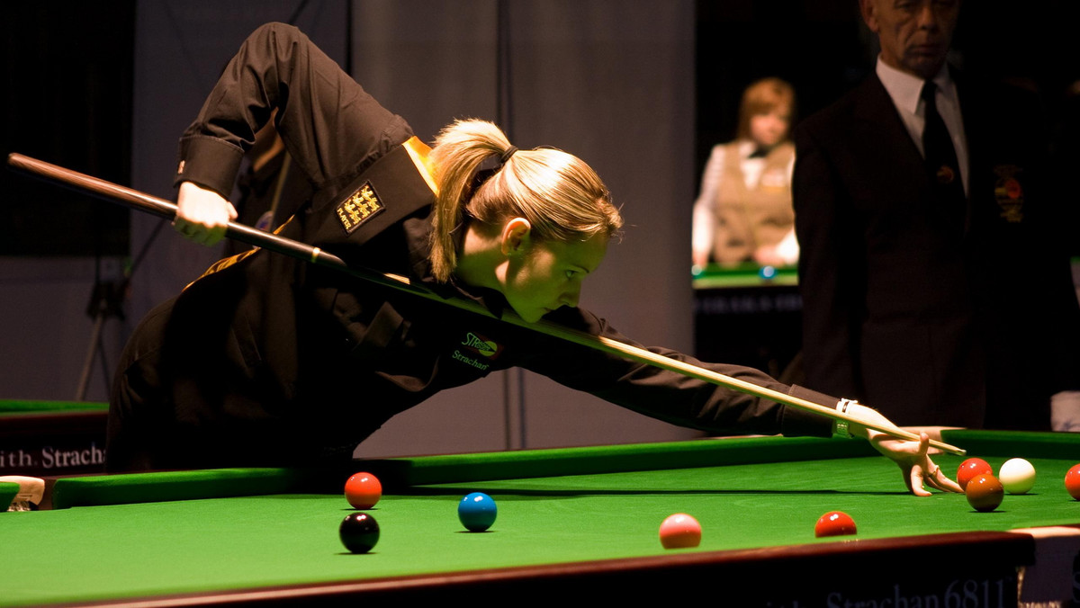 W Crucible Theatre w Sheffield odbywają się mistrzostwa świata, w których występują sami panowie. Natomiast w Northern Snooker Centre w Leeds trwa impreza takiej samej rangi, ale dla kobiet. We wtorek doszło do wielkiej sensacji. Z rywalizacji odpadła niepokonana w tych zmaganiach od 10 lat Reanne Evans.