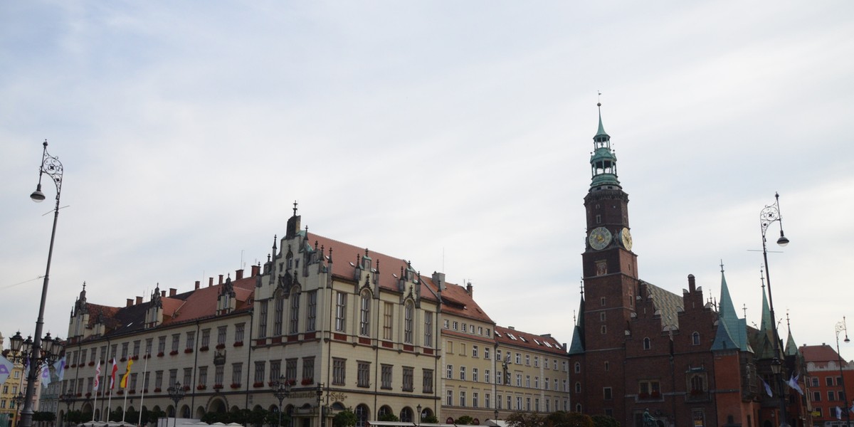 Z RATUSZ I RYNEK WE WROCLAWIU