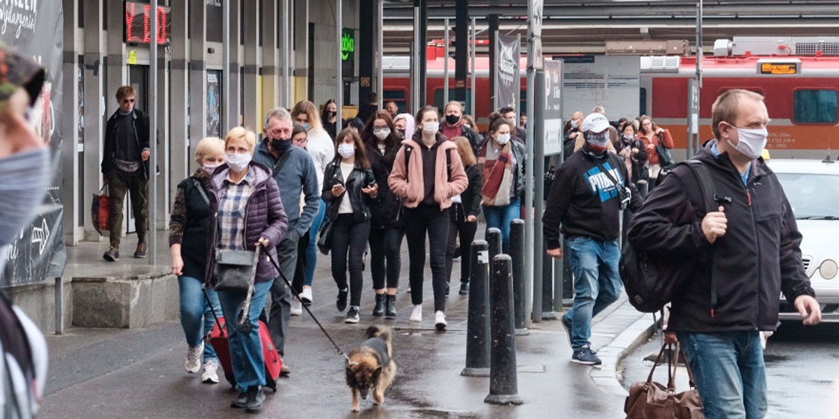 Przepisy o uldze weszły w życie 1 sierpnia 2019 r. Należy pamiętać, że ulga w PIT dla młodych nie zwalnia z zapłaty składek na ZUS i NFZ.