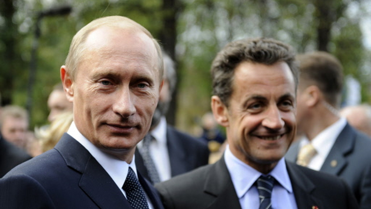 Większość rosyjskiej armii w czasie sierpniowego konfliktu na Kaukazie była zdecydowana na kontynuację ofensywy, dojście do Tbilisi i obalenie prezydenta Gruzji Saakaszwilego - takie rewelacje z kulis wojny w Gruzji przedstawia francuski tygodnik społeczno-polityczny "Le Nouvel Observateur". Według doniesień francuskich dyplomatów, Władimir Putin chciał powiesić prezydenta Gruzji za "j...". Odwiódł go od tego Nicolas Sarkozy. O sprawie pisze też "Times".