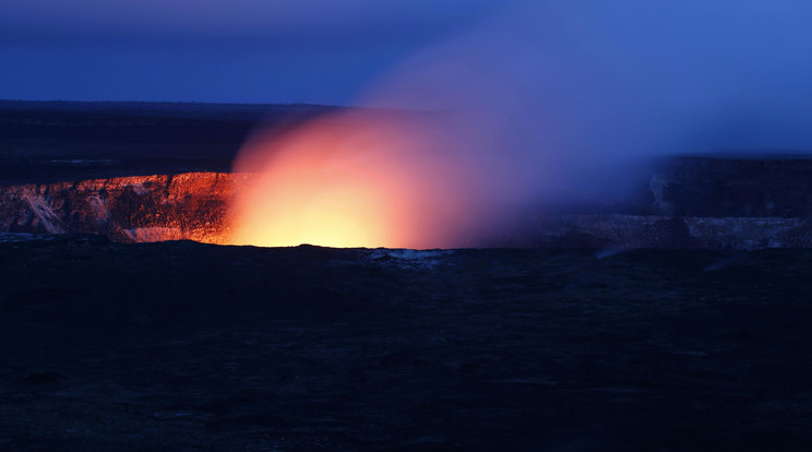 Több ezer ember villany és melegvíz ellátása korlátozódik a nemrégiben kitört vulkán lávafolyamai miatt / Fotó: Pexels, Illusztráció /