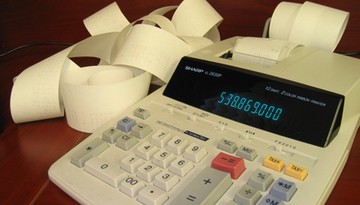 Działalność nierejestrowana. Czy sprzedaż ubrań przez platformę może być bez kasy fiskalnej?