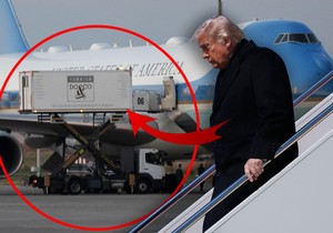 Predsednički avion Air Force One u Ankari
