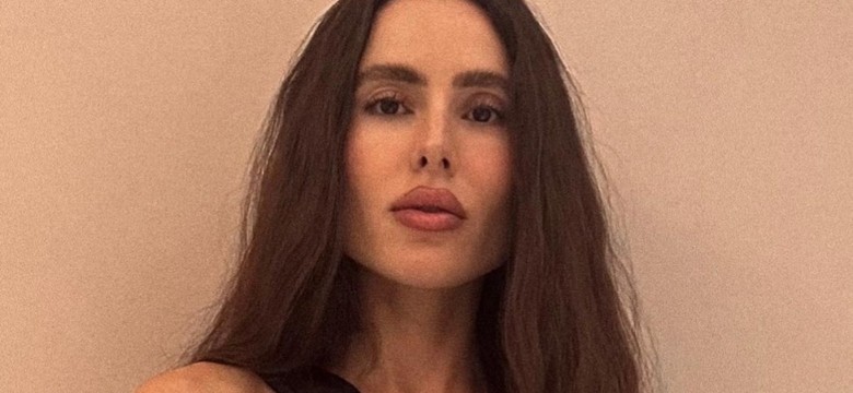 "Klękajcie narody". Celia Krychowiak zaprezentowała wyrzeźbione ciało [WIDEO]