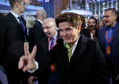 Co obiecała Beata Szydło? NAJWAŻNIEJSZE TEZY JEJ WYSTĄPIENIA
