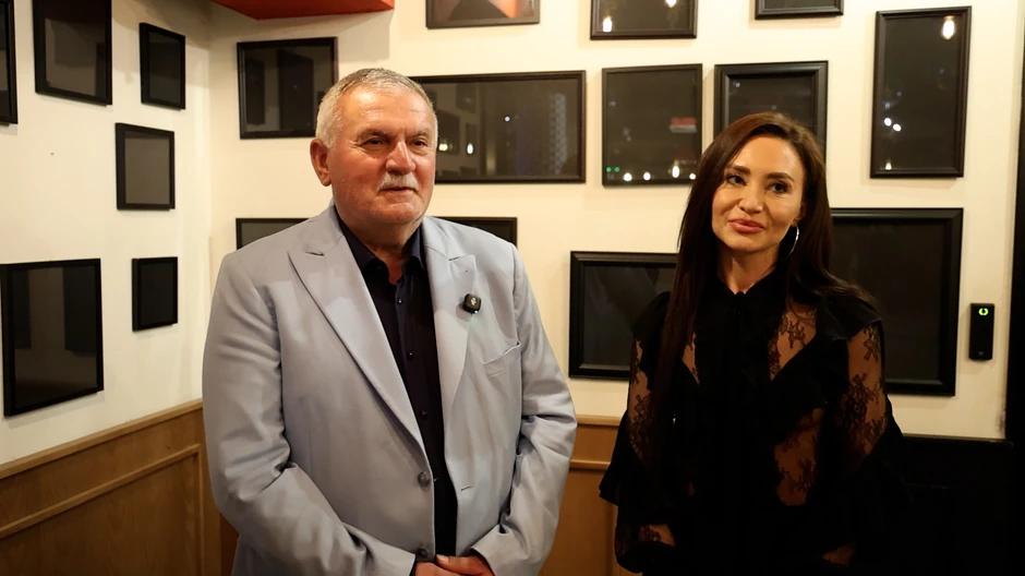 Diana Buksa sa kolegom 