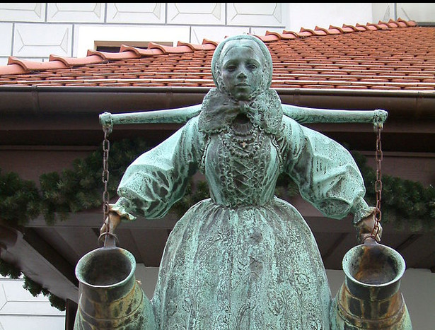 Słynna figura Bamberki na poznańskim Starym Rynku