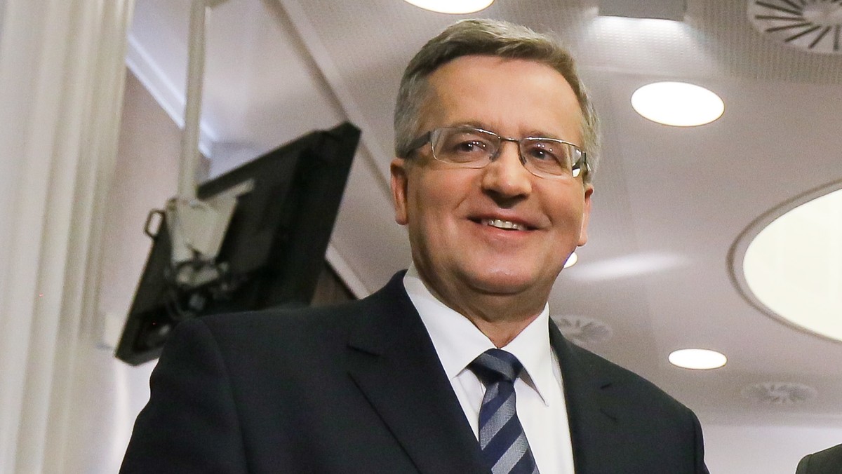 Prezydent Bronisław Komorowski odwiedzi m.in. Niemcy, Czechy, Słowację oraz Węgry w ramach obchodów 25. rocznicy pierwszych wolnych wyborów - poinformowała kancelaria prezydenta. W Warszawie 4 czerwca odbędą się uroczystości centralne z udziałem przywódców innych państw.