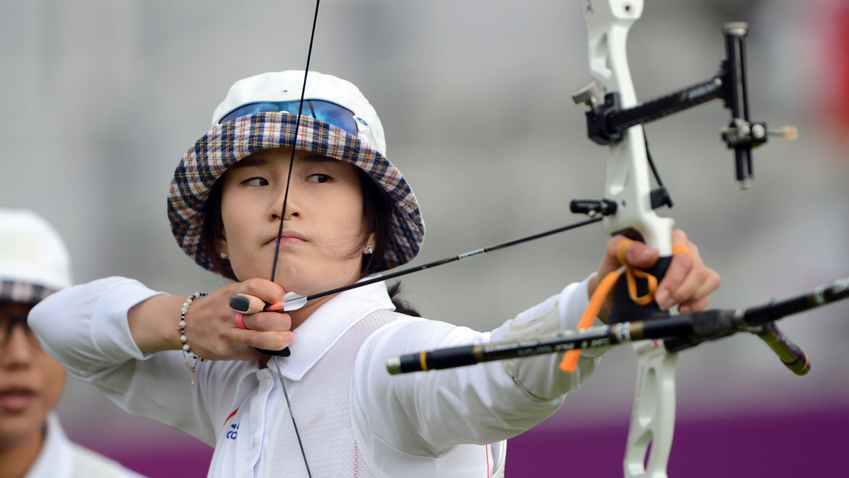 Reprezentacja Korei Południowej w składzie Ki Bo-Bae, Lee Sung-Jin, Choi Hyeon-Ju wywalczyła złote medale w turnieju drużynowym łuczniczek podczas igrzysk olimpijskich w Londynie. W finale Koreanki pokonały 210:209 Chinki.