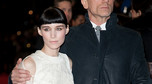 Rooney Mara odsłania plecy