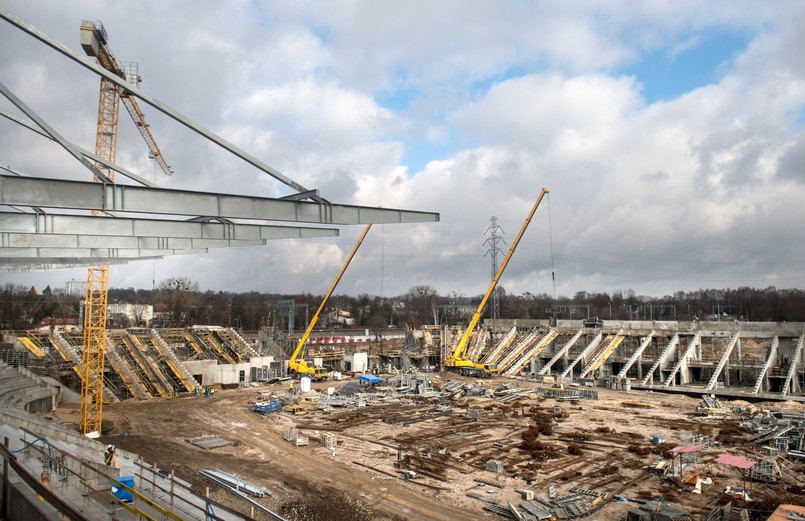 Tu na razie jest ściernisko... Zobacz, jak powstaje nowy stadion Widzewa Łódź. ZDJĘCIA