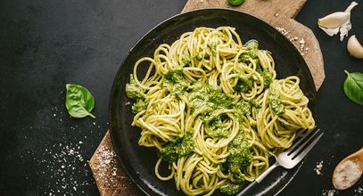 Makaron z pesto bazyliowym