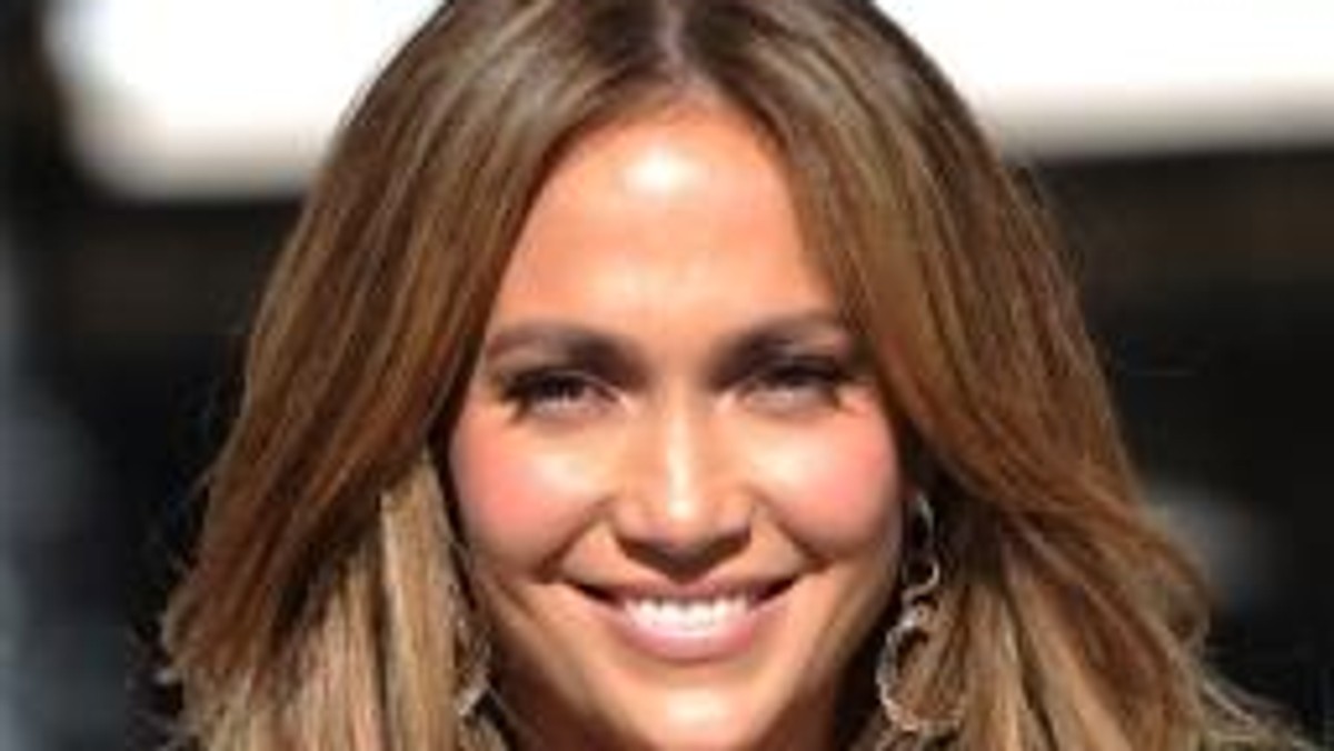 Jennifer Lopez została nową twarzą koncernu kosmetycznego L’Oreal.