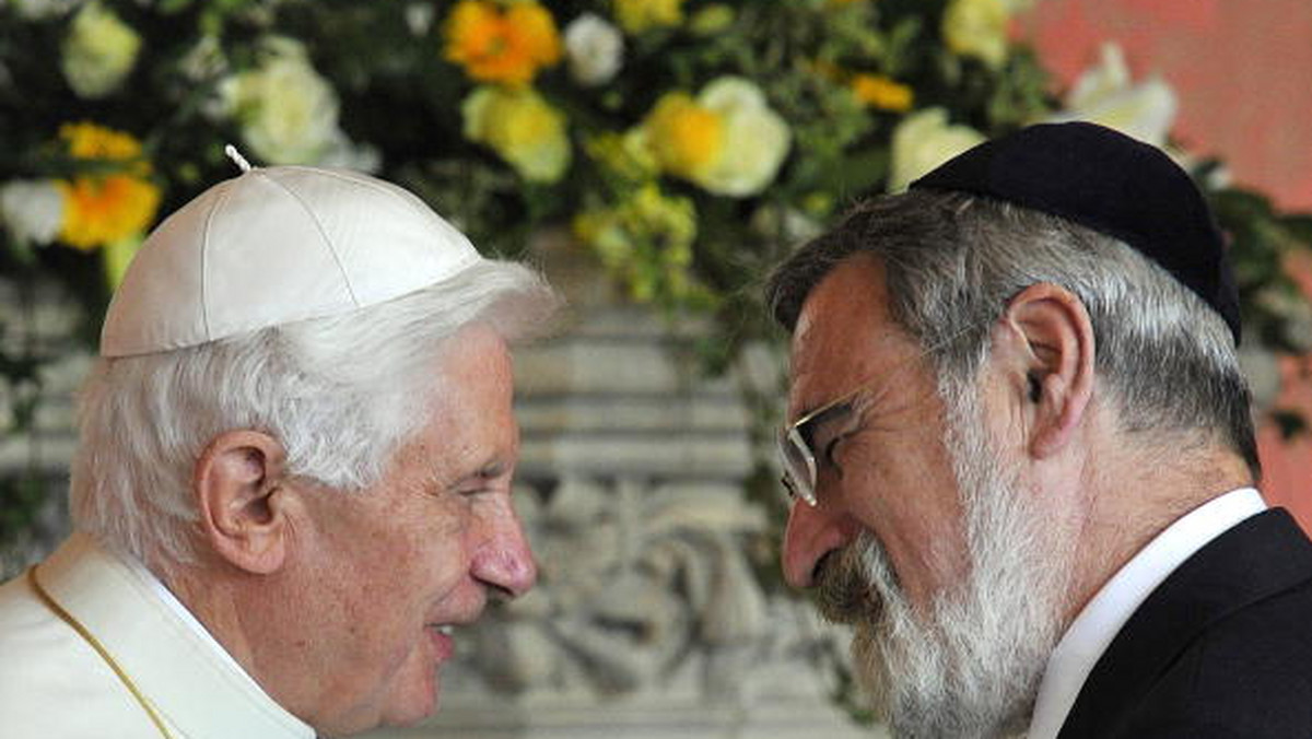 Benedykt XVI przyjął na audiencji prywatnej Jonathana Sacksa, głównego rabina Brytyjskiej Wspólnoty Narodów.