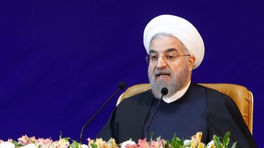 Iran: Rowhani: spadek cen ropy naftowej efektem zdrady i spisku