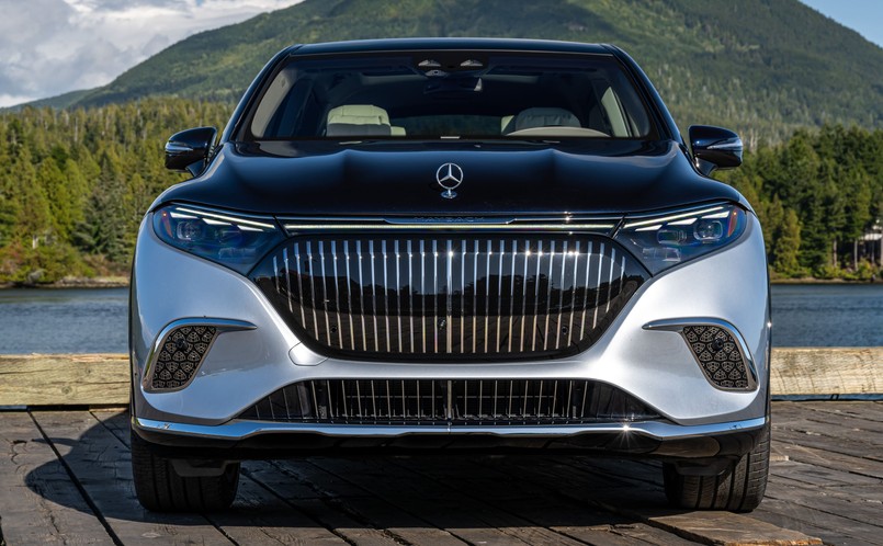 Mercedes-Maybach EQS 680 SUV