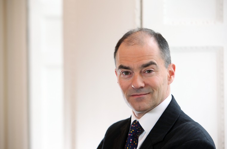 Warren East z ARM Holdings.