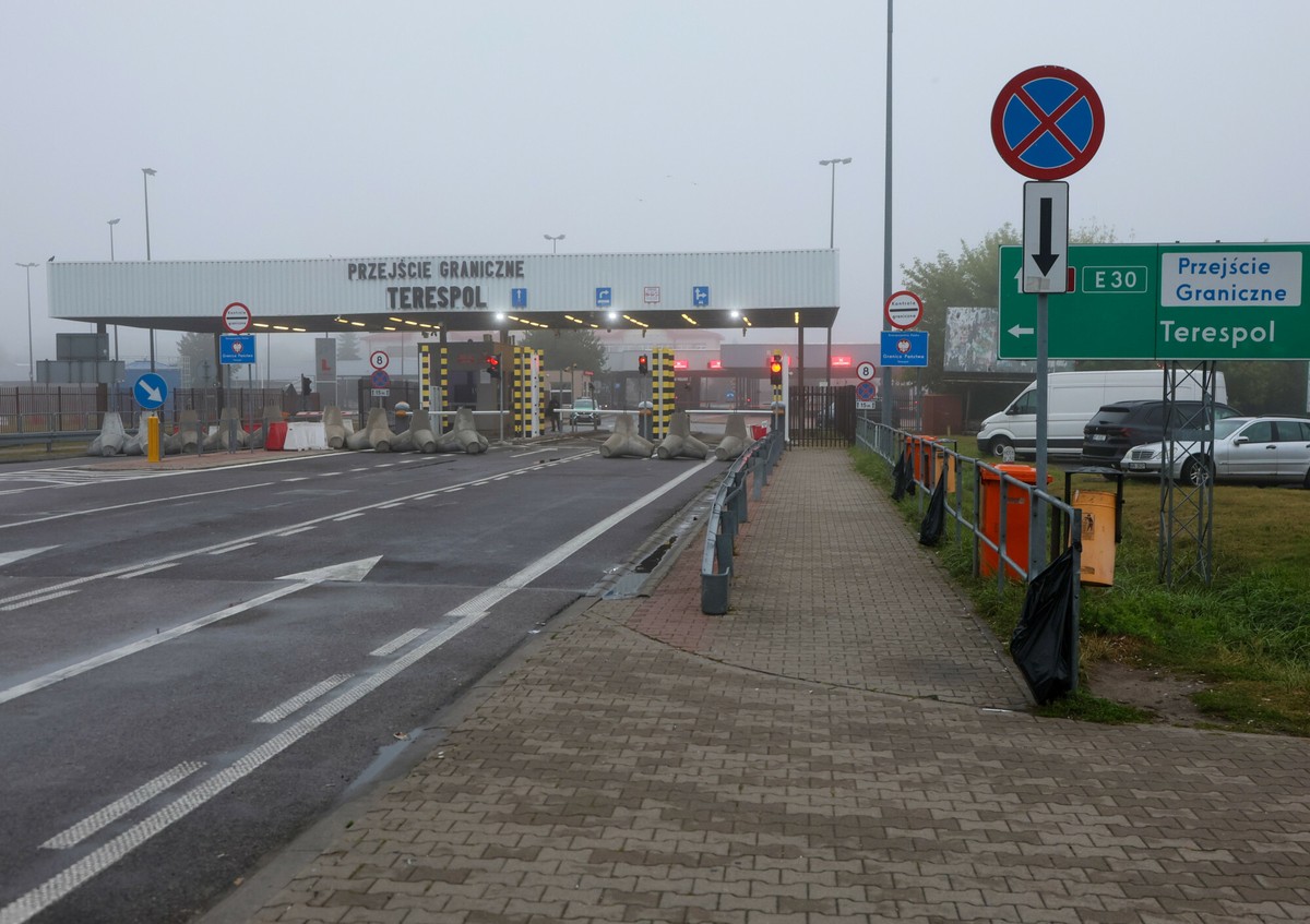 Granica z Białorusią znów otwarta. Ruch pod ścisłym nadzorem służb