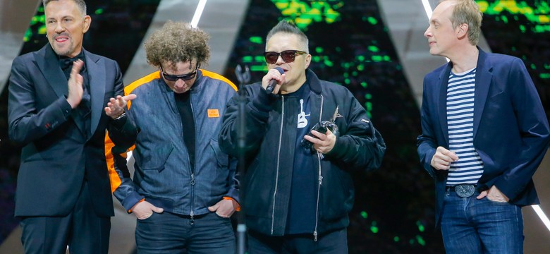 Wyrzucił Sidneya Polaka z zespołu. Muniek Staszczyk teraz się tłumaczy i przeprasza