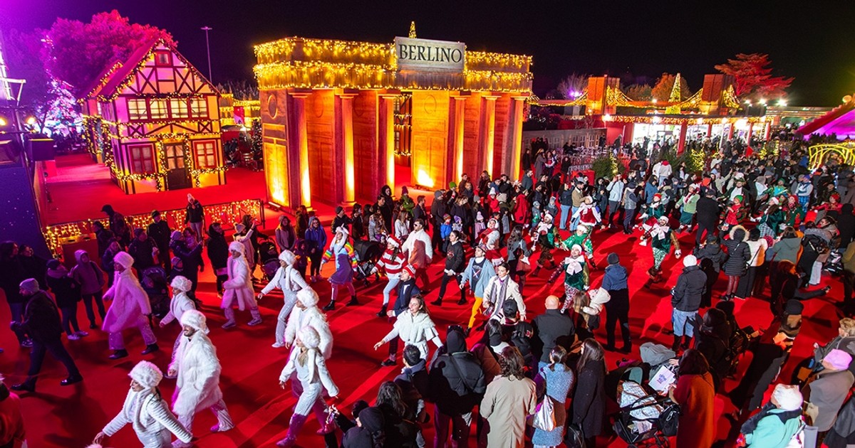 Niesamowita wioska bożonarodzeniowa w środku "Wiecznego Miasta". Trudno zliczyć wszystkie atrakcje