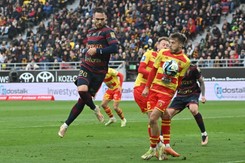 Samobój Malca, asysta i gol Grosickiego, Pogoń dołączyła do czołówki [WIDEO]