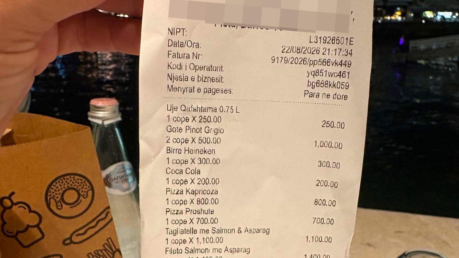 Čitateľ Richard sa podelil so svojou skúsenosťou z dovolenky v Albánsku. 