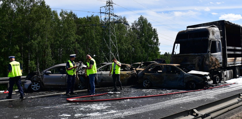 Ukrainiec ratował Polaków z płonących aut. Teraz ma problem z pobytem