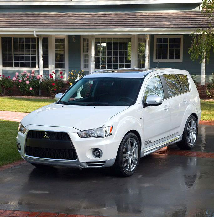 Mitsubishi Outlander GT – koncept w stylu Lancera Evo