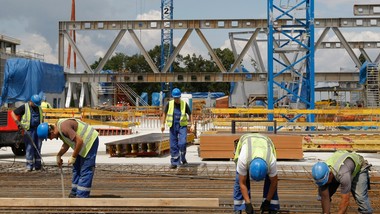 interes w uzyskaniu zamówienia należy rozumieć szeroko