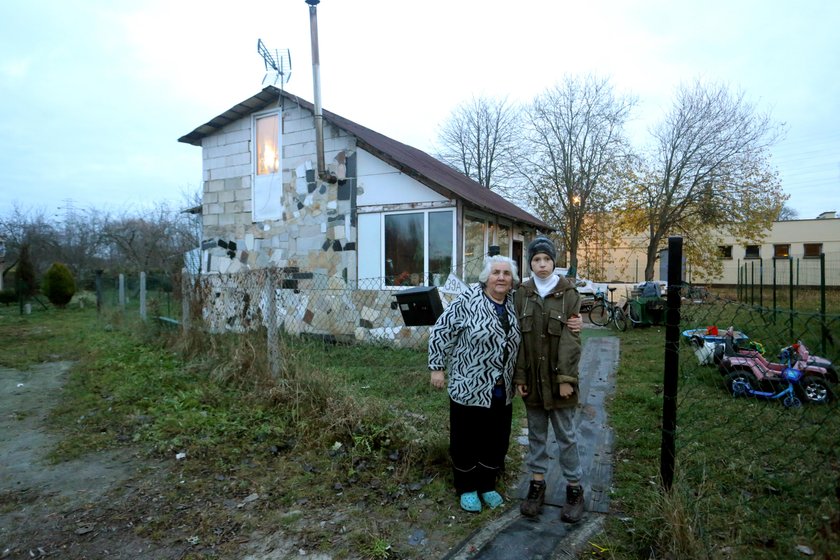 Pani Jadwiga Kucharska z wnukiem Dawidem